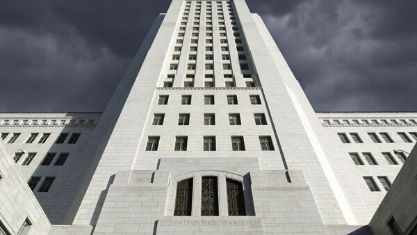 Want more party houses? VACATION RENTALS legislation passes through City’s Planning &amp; Land Use Management Committee — sounding the alarm for hillside residents